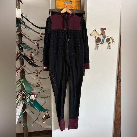 Mons Royale Women's The Monsie One Piece - Picture 3 of 9